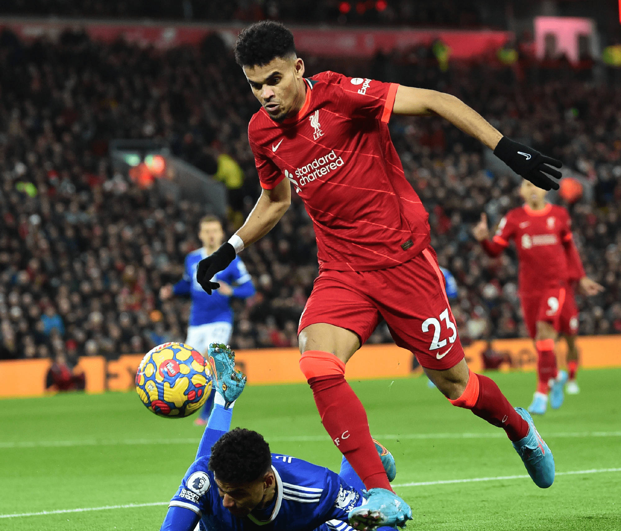 爱游戏入口 -窗口期体能课后，罗马绝杀压哨备战意甲，引发热议，高层口径保持一致(低姿匍匐在线阅读)