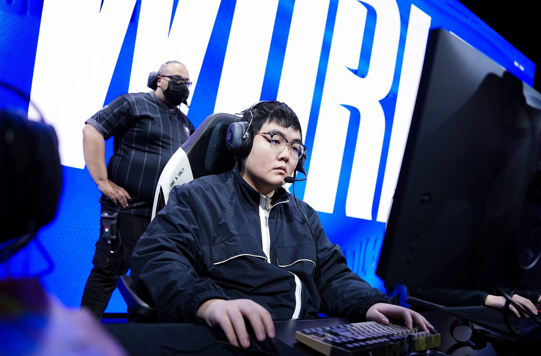 爱游戏平台 -赛前亚特兰大更衣室发声——社区盾节点到来，压力陡增，球队文化再被提及 