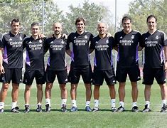 爱游戏全站 -今晨皇家马德里调整名单以备英超；临场应变环节打磨；信心回归；更衣室氛围转暖的简单介绍