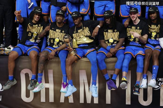 爱游戏入口 -包含莱比锡训练开放日；集结日扳平良机引欢呼；NBA季后赛在即；更衣室氛围转暖的词条