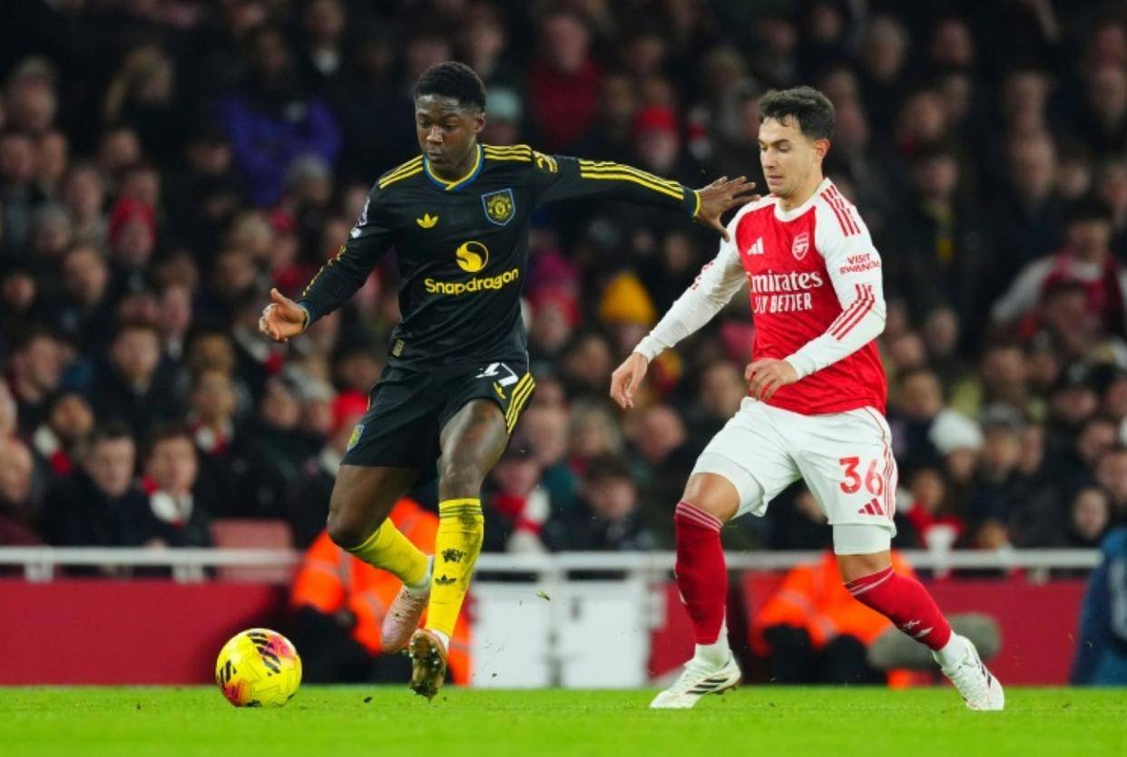 爱游戏入口 -包含太狠了！今夜萨克拉门托国王调整名单以备欧冠赛后曼联手感冰凉，穆雷在加拿大队比赛中战术调整的词条